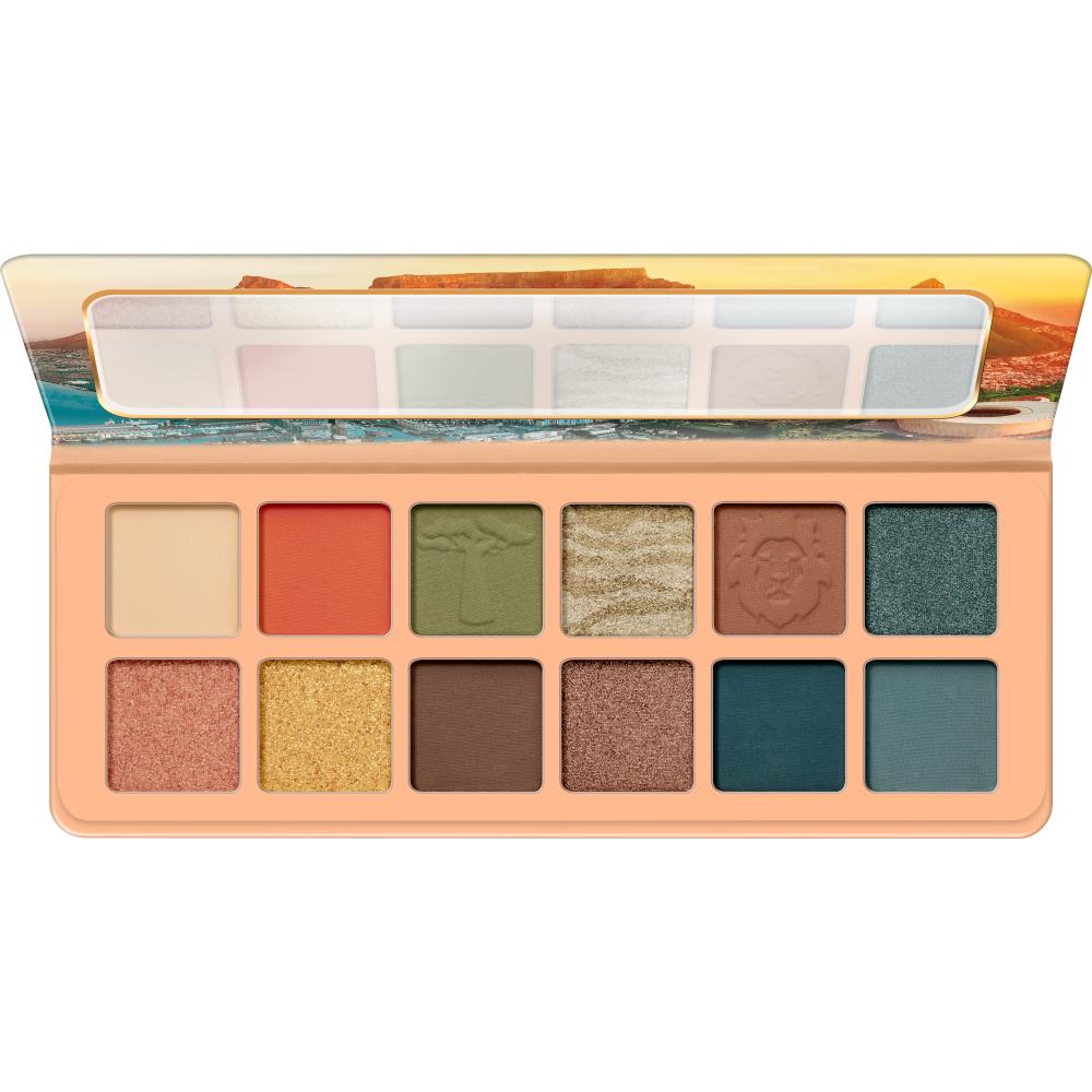 0152  Essence Eye shadow palette Welcome to Cape Town